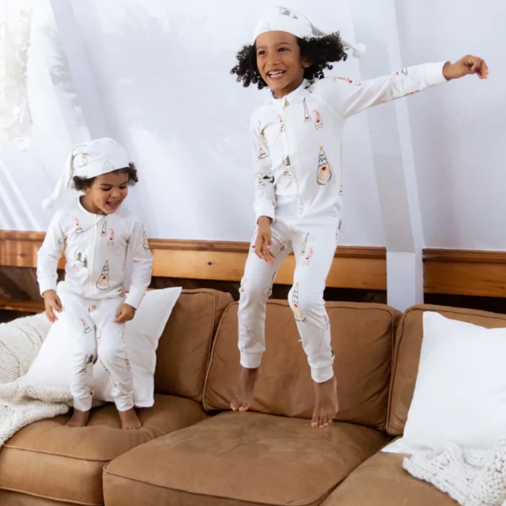 Coco Village Pajama with matching hat in tobogan print